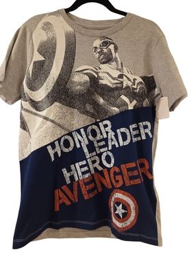Disney Store Marvel Captain America Sam Wilson Honor T-Shirt Adult Small NEW
